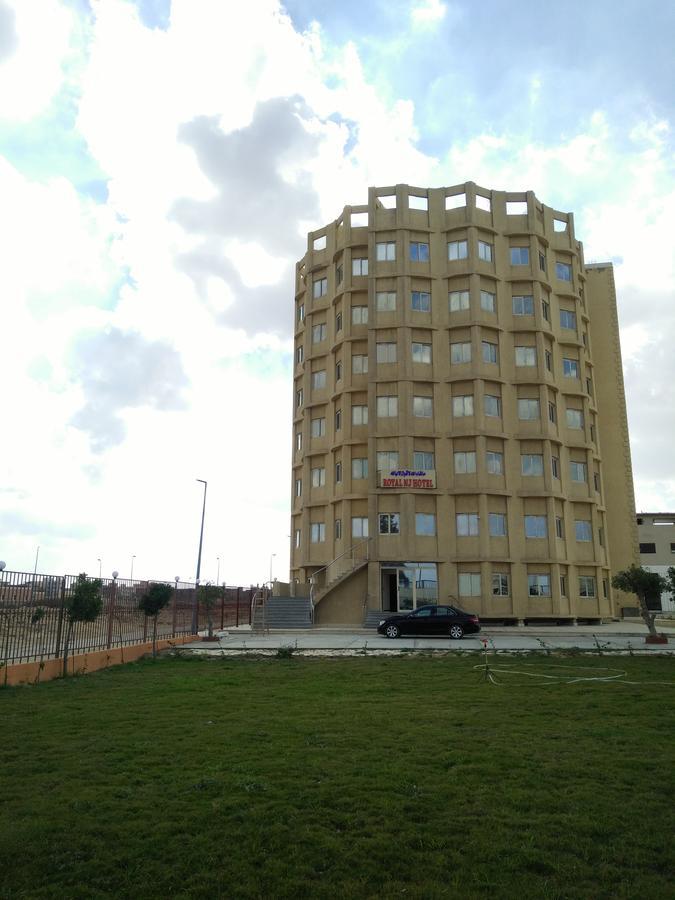 Royal Nj Hotel Бурдж Ел Араб Екстериор снимка