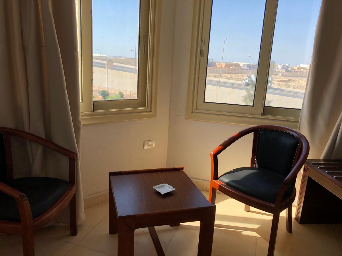 Royal Nj Hotel Бурдж Ел Араб Екстериор снимка